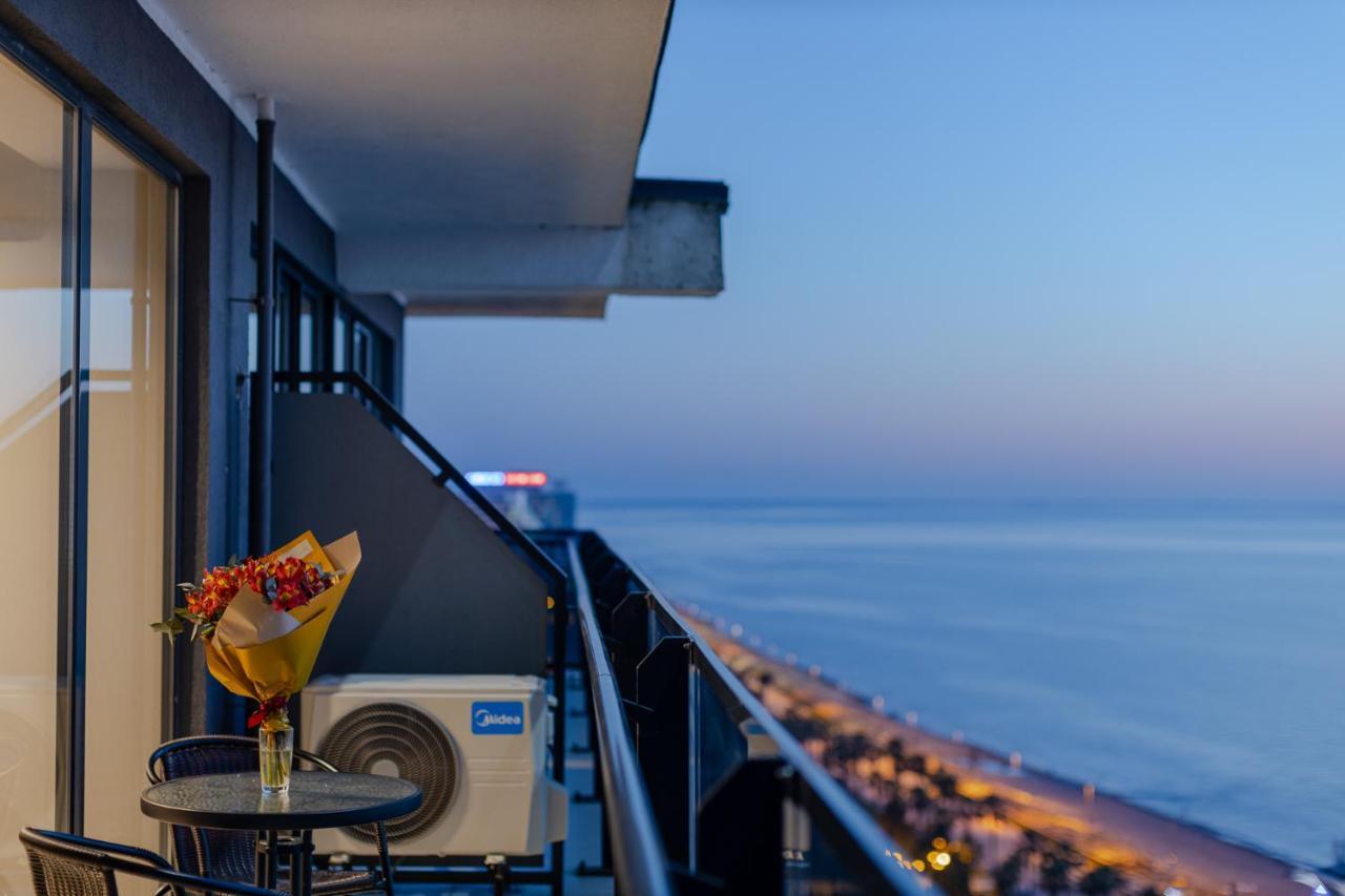 The Spot Apartments - Orbi Beach Tower Batumi Zewnętrze zdjęcie